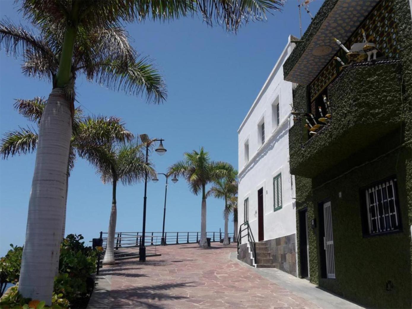 Alcala Seaside Apartment, Two Rooms, Private Parking Eksteriør billede