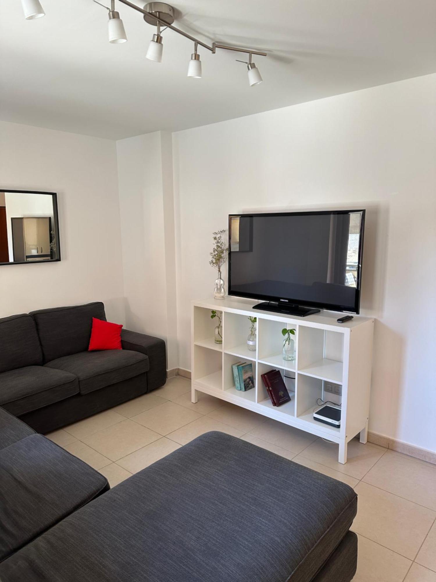 Alcala Seaside Apartment, Two Rooms, Private Parking Eksteriør billede