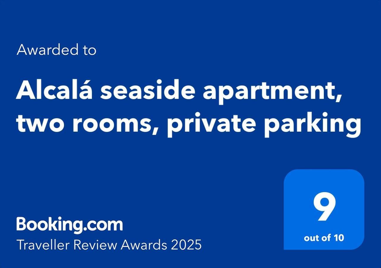 Alcala Seaside Apartment, Two Rooms, Private Parking Eksteriør billede